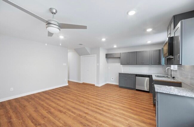 Building Photo - 6617 Bacher St