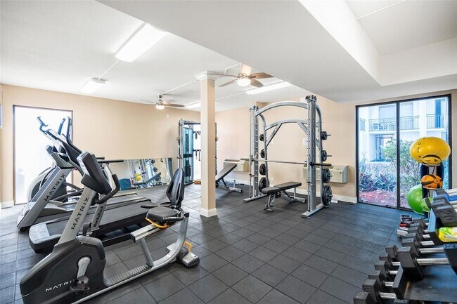 Building Photo - 2100 N Atlantic Ave