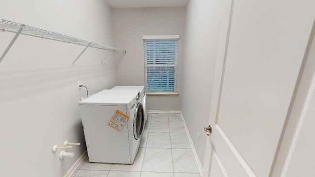 Building Photo - 12761 Chandlers Crossing Ln