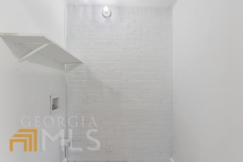 Building Photo - 1951 Meadow Ln