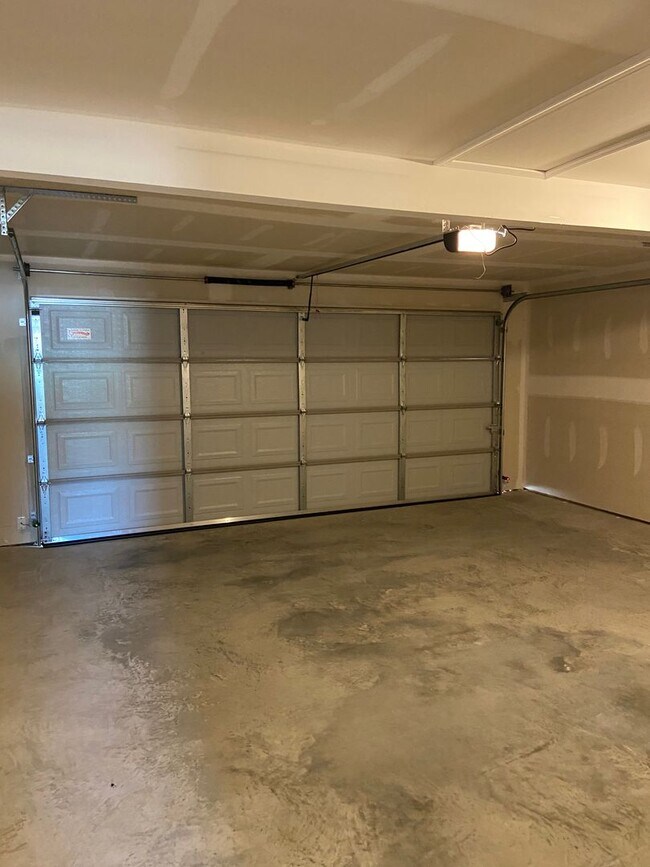 Building Photo - Pre-Leasing Now! Spacious  Four Bedroom | Two Bath Home in Conway