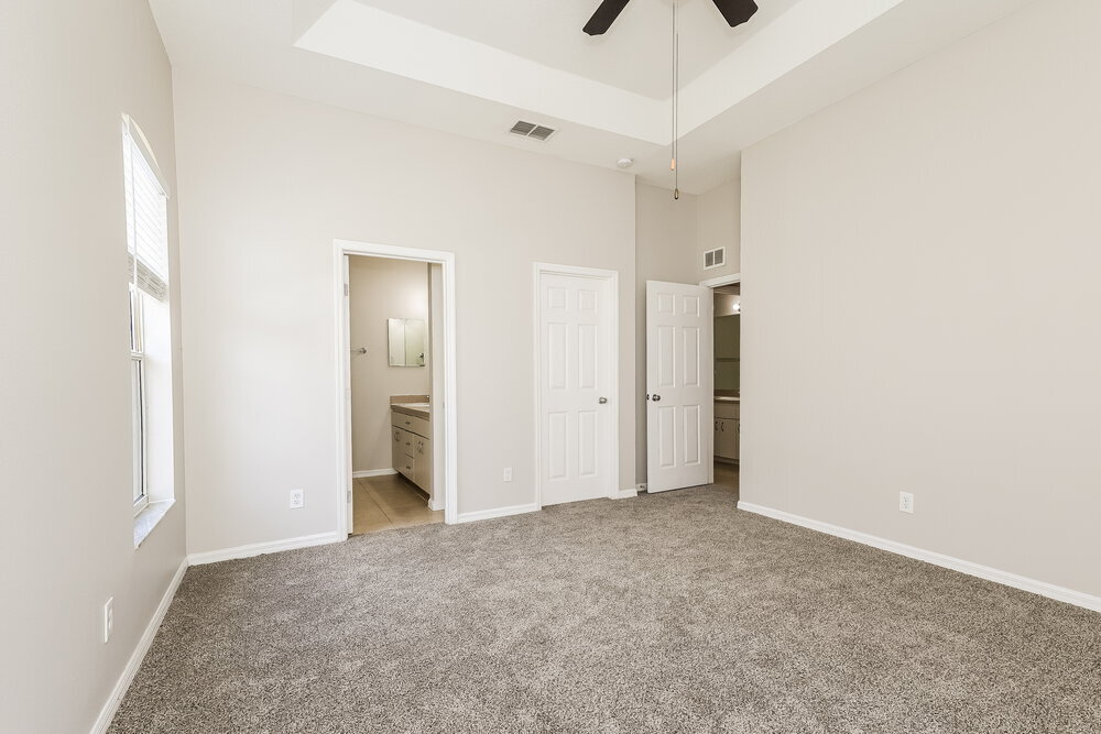 Building Photo - 504 N 7th St