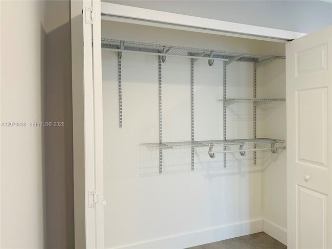 Building Photo - 1221 SW 76th Ct