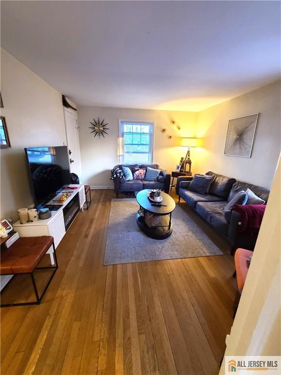 Building Photo - 23 Coolidge Ave