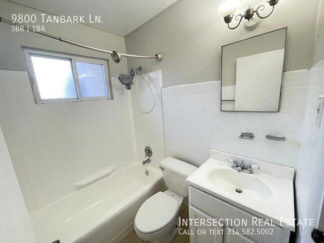 Building Photo - 9800 Tanbark Ln