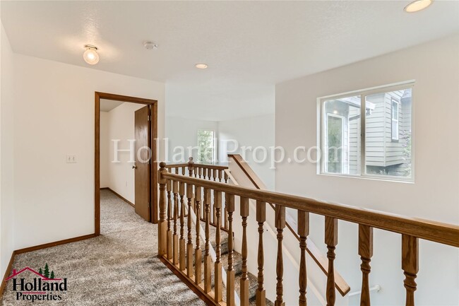 Building Photo - 3143-3145 NE 13th Pl