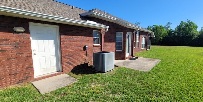 Building Photo - The Landings-Lynn Haven