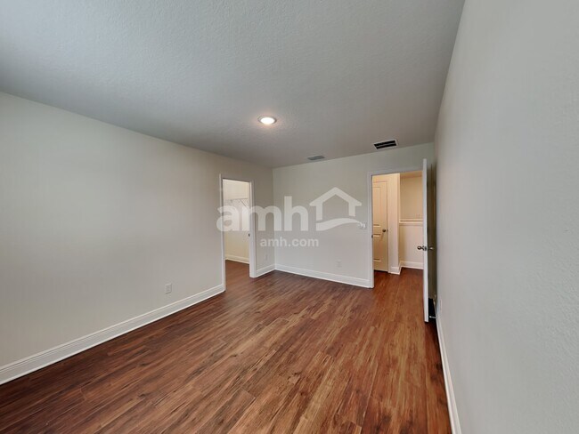Building Photo - 2793 Ponds Trl