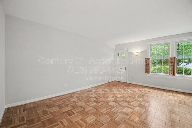 Building Photo - 1510 S Edgewood St