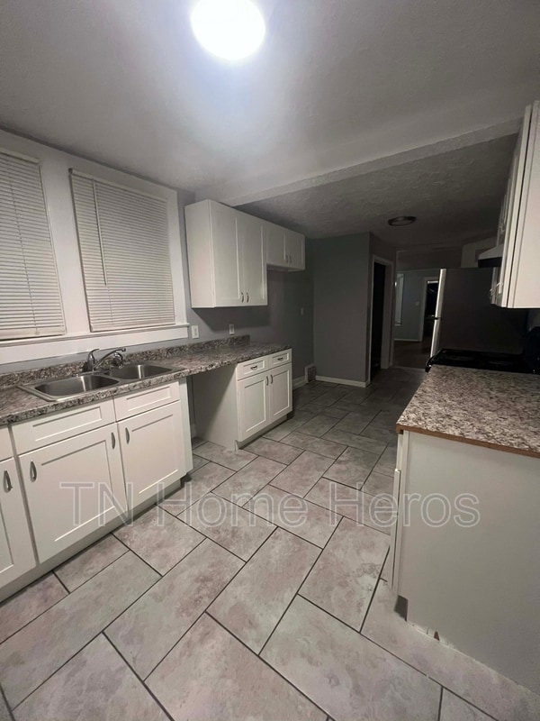 Building Photo - 2761 Tarleton Ave