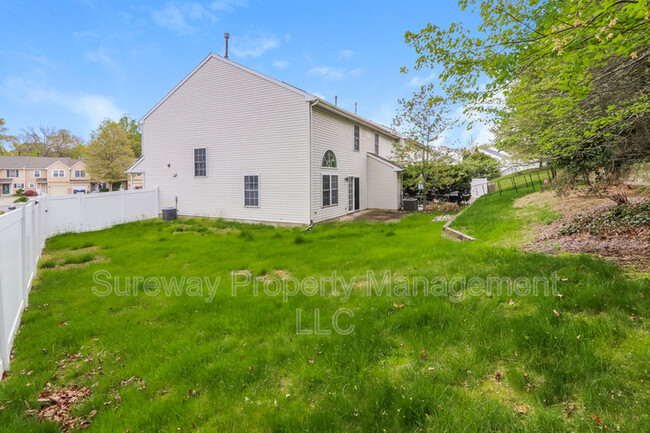Building Photo - 51 Meadow Ct