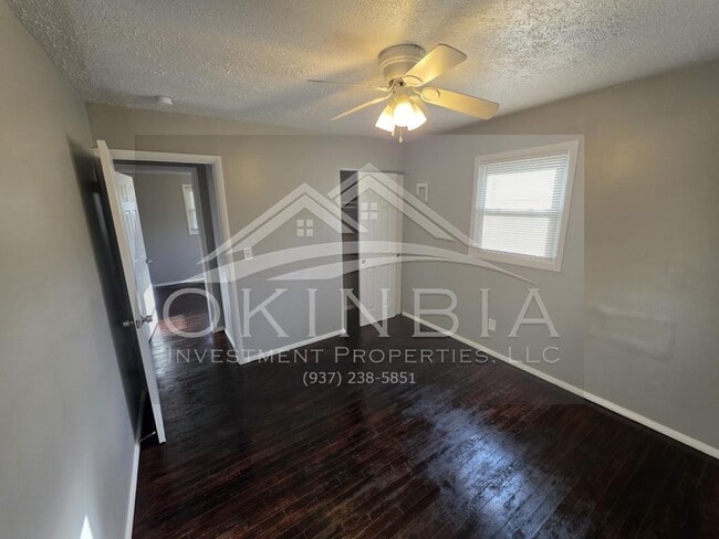 Building Photo - 4915 Rockland Dr