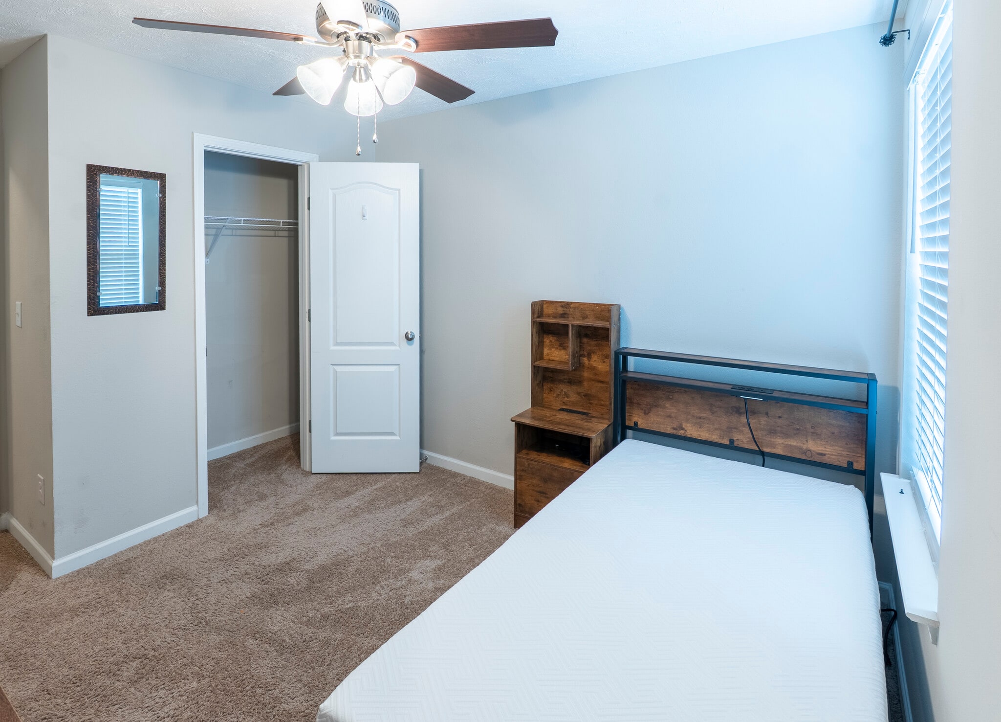 2nd Room - 3039 Rg Buchanan Dr