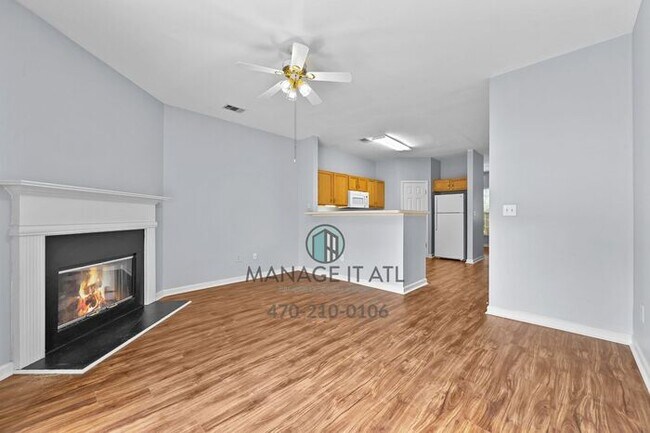 Building Photo - 2-bedroom, 2.5-bathroom Condominium in the heart of Peachtree Corners