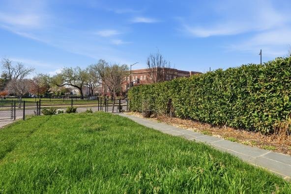 Building Photo - 1706 Massachusetts Ave SE