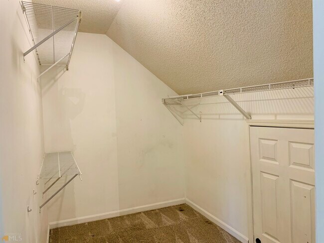 Building Photo - 210 Spring Forest Way