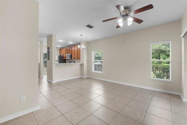 Building Photo - 10325 Manderley Way