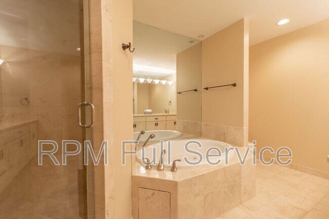 Building Photo - 110 31st Ave N