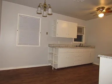 Building Photo - 1813 W 21st St