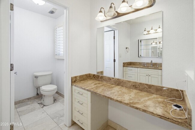 Building Photo - 6503 S Bonarden Ln