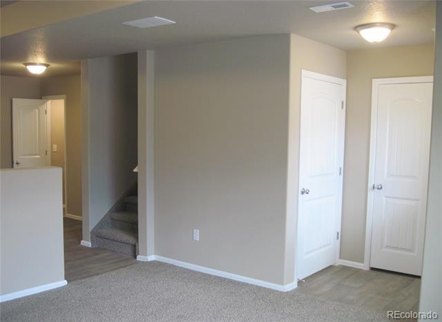 Building Photo - 7724 Sand Lake Heights