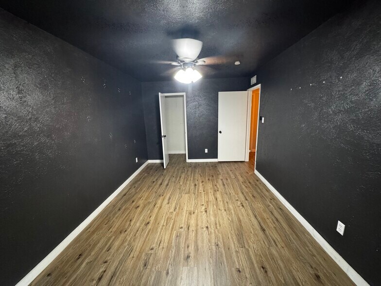 Building Photo - 7505 Whitewood Dr