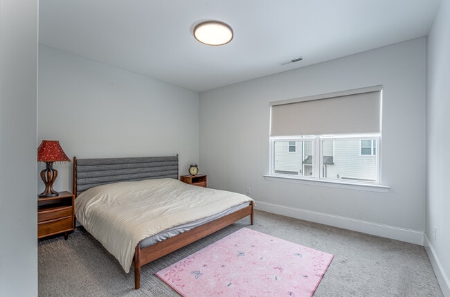 Building Photo - 15012 Clear Sky Ln