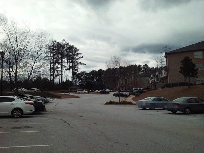 Building Photo - 5103 Fairington Club Dr