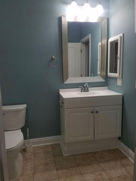 Building Photo - 259 Chautauqua Ave