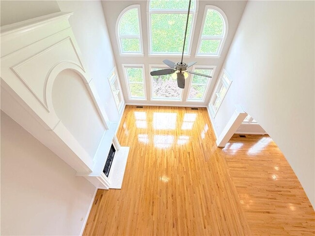 Building Photo - 3500 Millwater Crossing NE