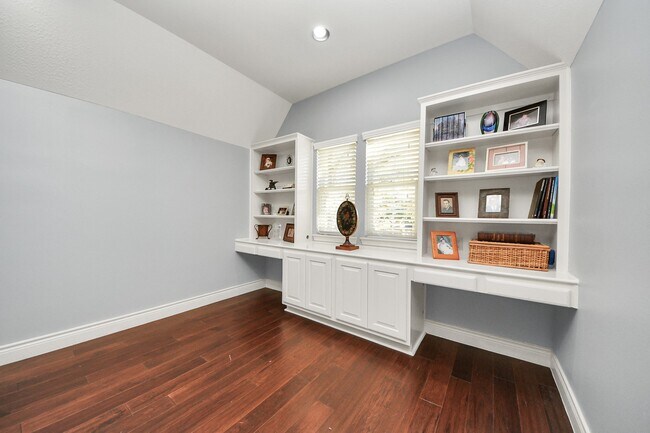 Building Photo - 22010 Castlewind Ct