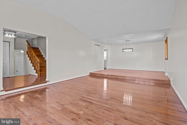 Building Photo - 778 Bobwhite Ln