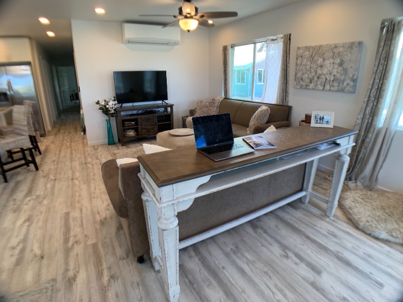 Building Photo - 451 Lanae Way