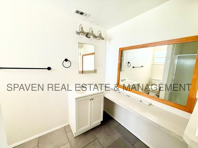 Building Photo - Magnolia Home