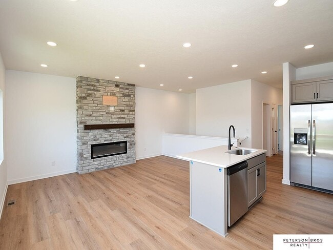Building Photo - 14802 Bruning St