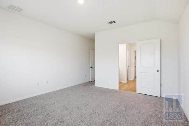 Building Photo - 1932 Marlin Spike Dr