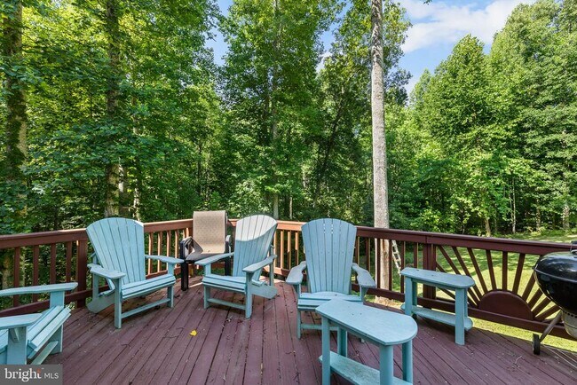 Building Photo - 17 Old Banks Dr