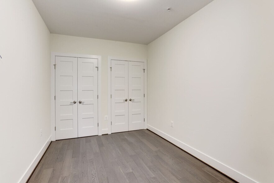 Building Photo - 1521 17th St NW