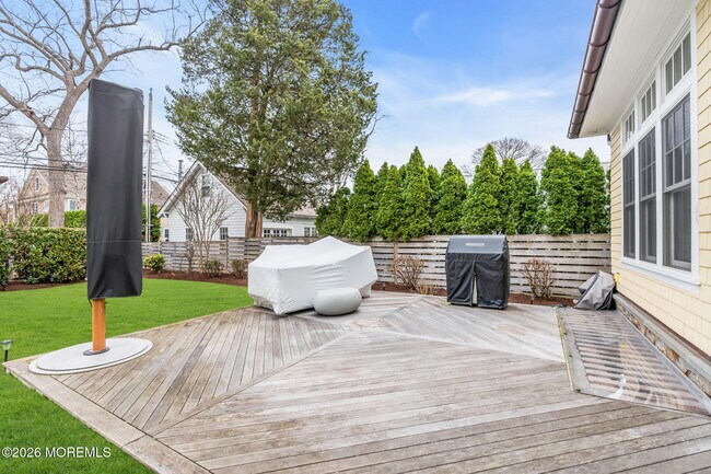 Building Photo - 218 Worthington Ave