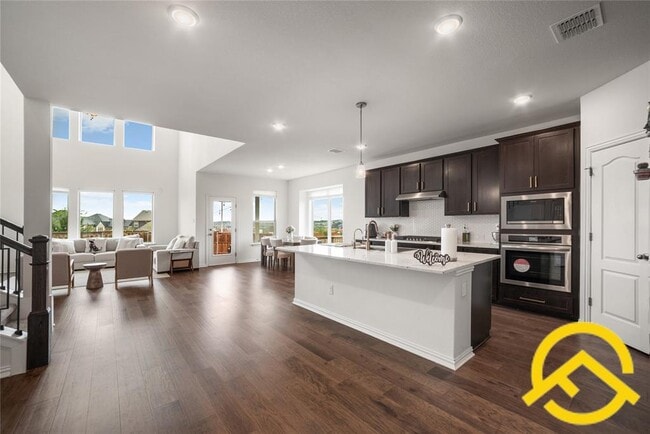 Building Photo - 671 Durian Lp
