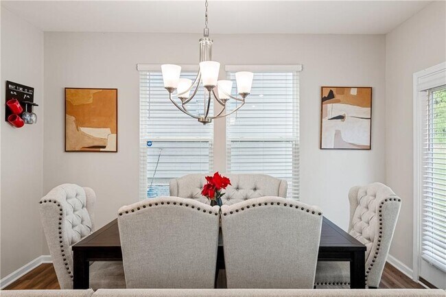 Building Photo - 3363 Park Pointe Cir