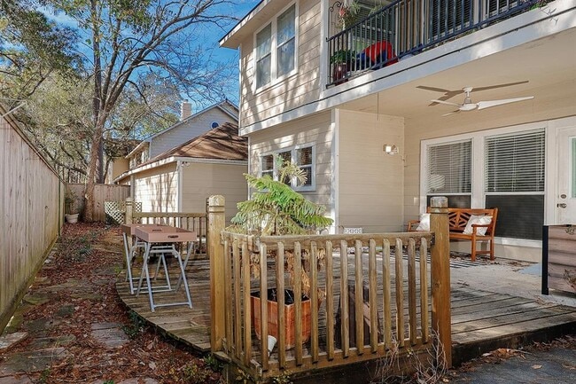 Building Photo - 15 S Avonlea Cir