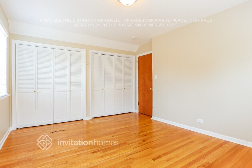 Building Photo - 1934 N Natoma Ave