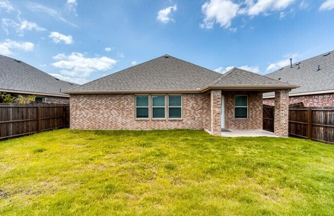 Building Photo - 3204 Brazos Dr E