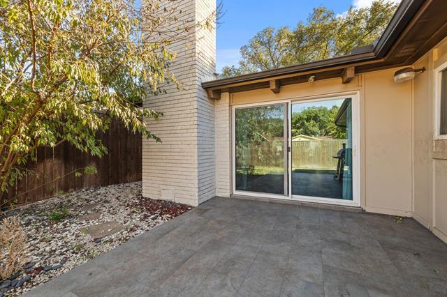 Building Photo - 8605 Grumman Dr