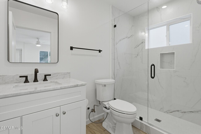 Building Photo - 265 McKnight Rd