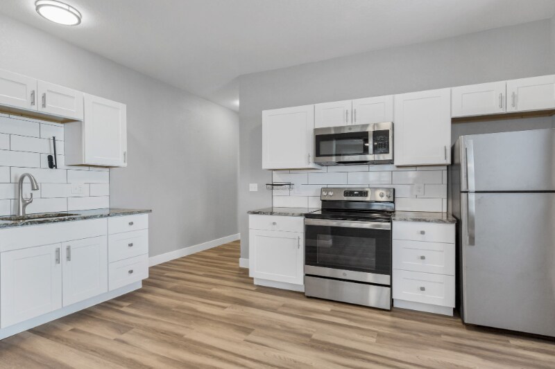 Primary Photo - 1427 9th Ave