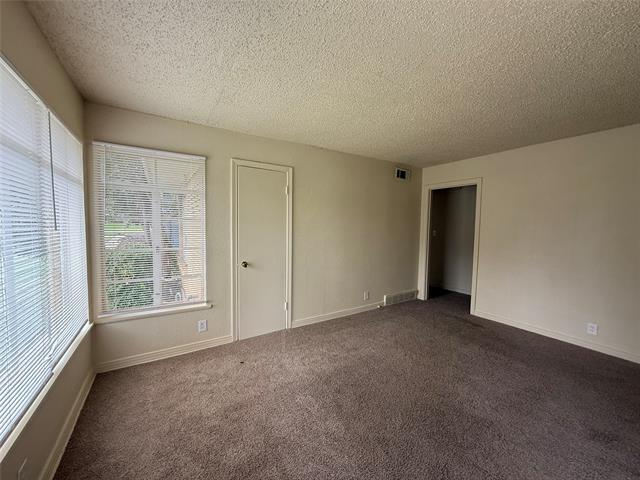 Building Photo - 4748 S Ridge Terrace