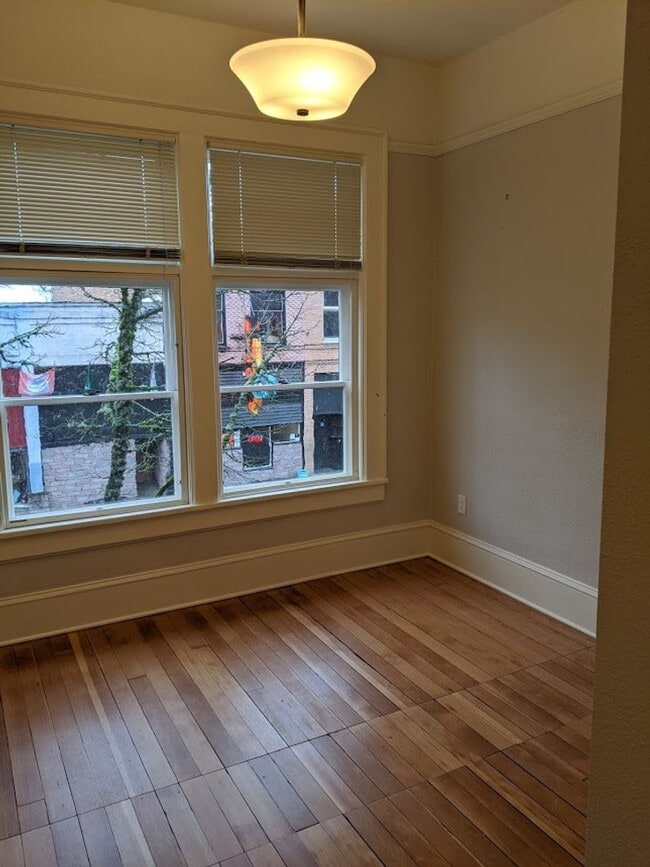 Building Photo - Cute 1bd/1bth in Cottage Grove w/ Stainles...