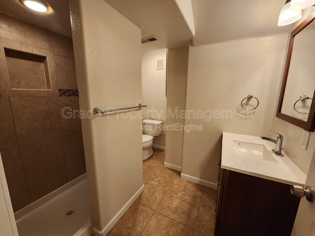 Building Photo - 4731 Lucca Dr